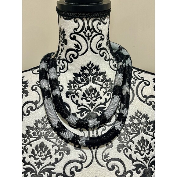 Women Black Jet Reptile Festival Whimsigoth 42in Necklace Earrings Set Witchy - Picture 4 of 6